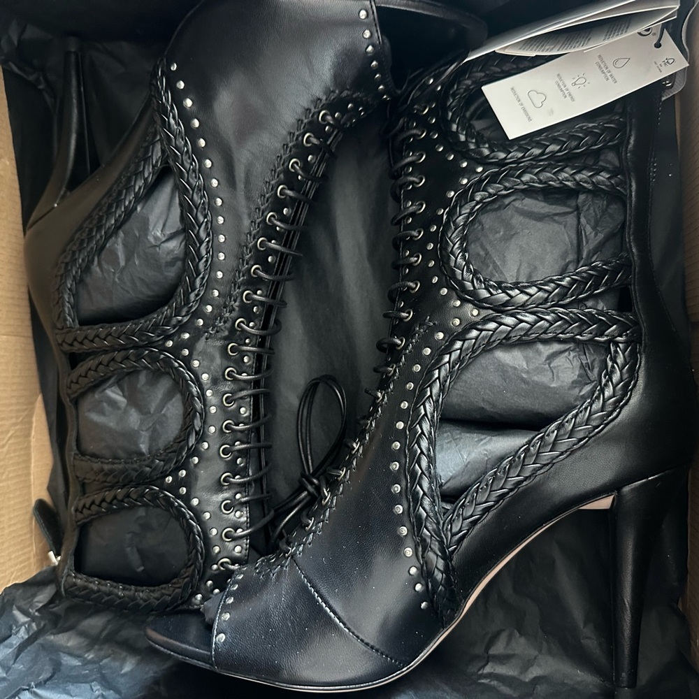 Zara Black Heeled Boots with Victorian Elegance